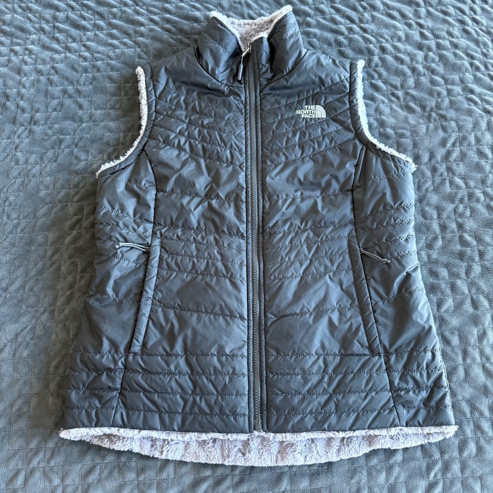 The north face double-sided vest
